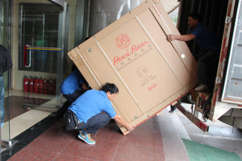 农安钢琴贵重工艺品无忧运